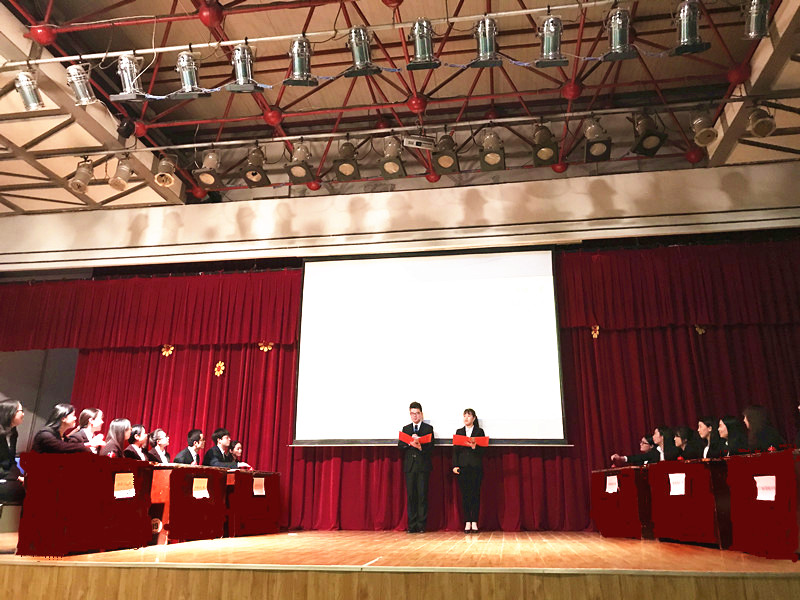            外国语学院举办“庆祝十九大 做合格党员”知识竞赛 