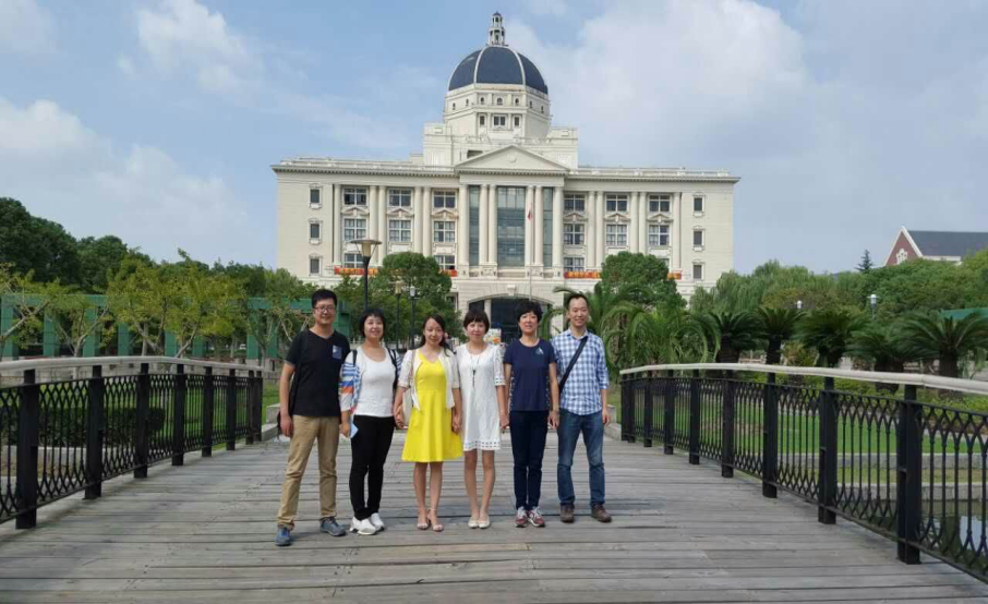            外国语学院六名教师赴上海外国语大学研修 
