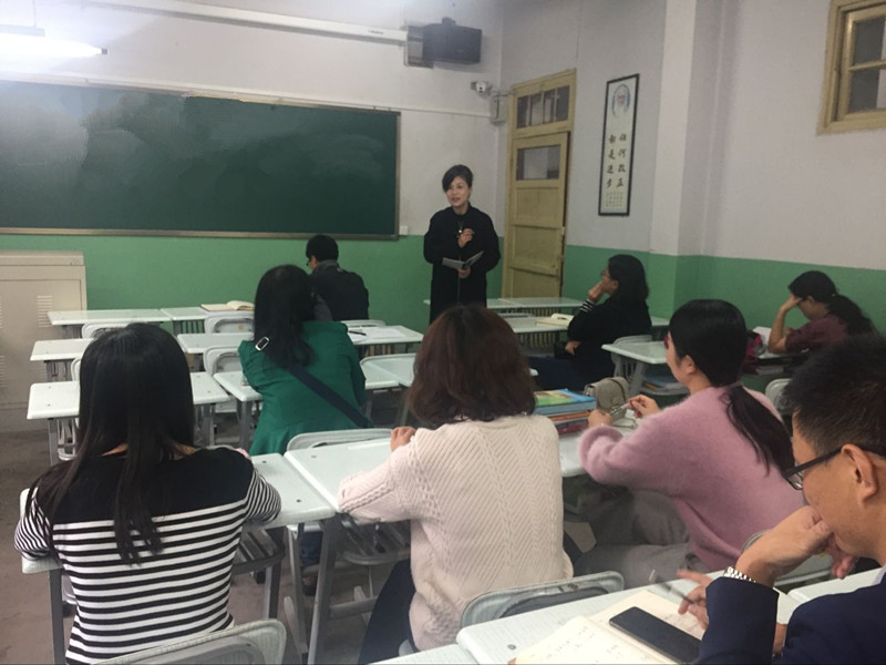            外国语学院召开学生工作专题会议 
