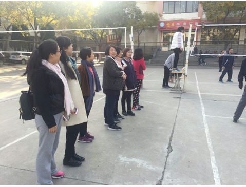            外国语学院举行教职工“银杏杯”排球赛 