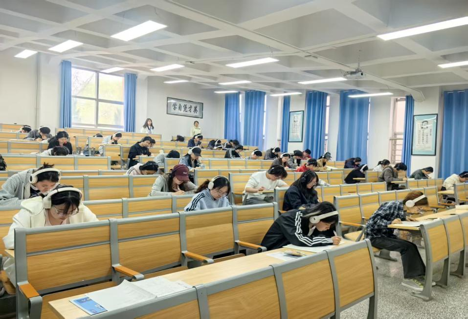 以赛促学提质效 英语竞技绽芳华——2026年全国大学生英语竞赛...