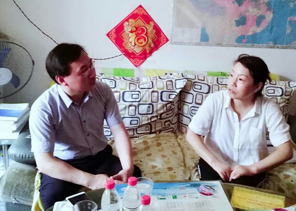            外国语学院开展2017年暑期经济困难学生家庭走访 