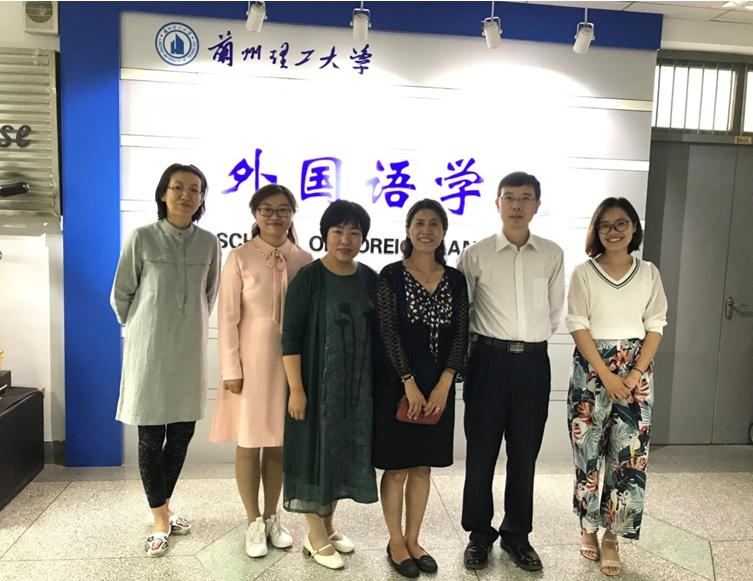            北京第二外国语学院英语教育学院崔丽莉书记一行来我院访问交流 