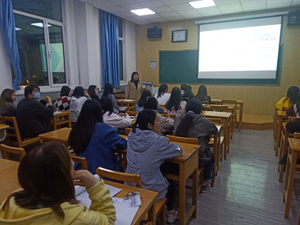 外国语学院心理健康辅导站及心理委员大会成功召开