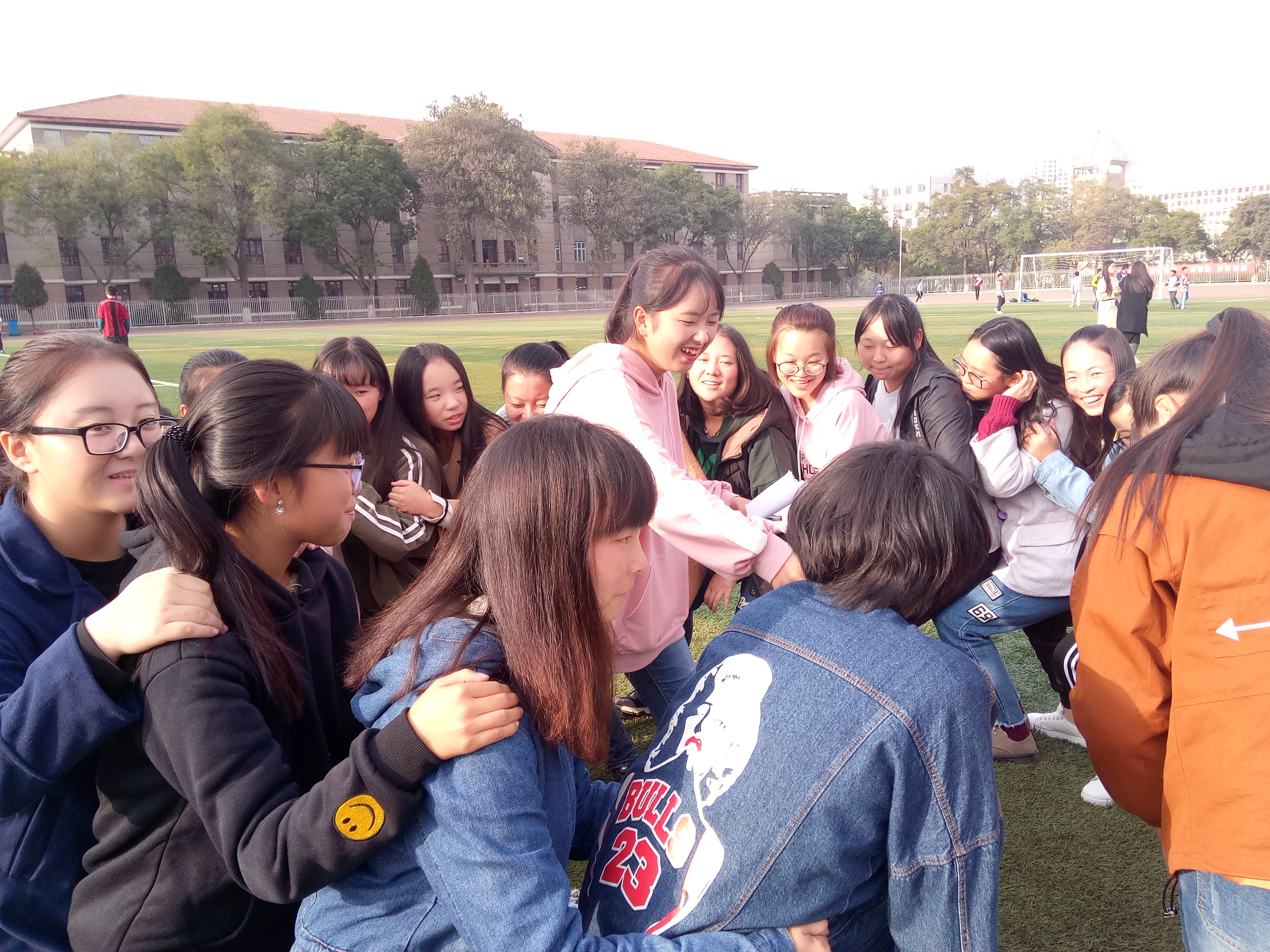            外国语学院17级新生心理团体辅导活动顺利开展 