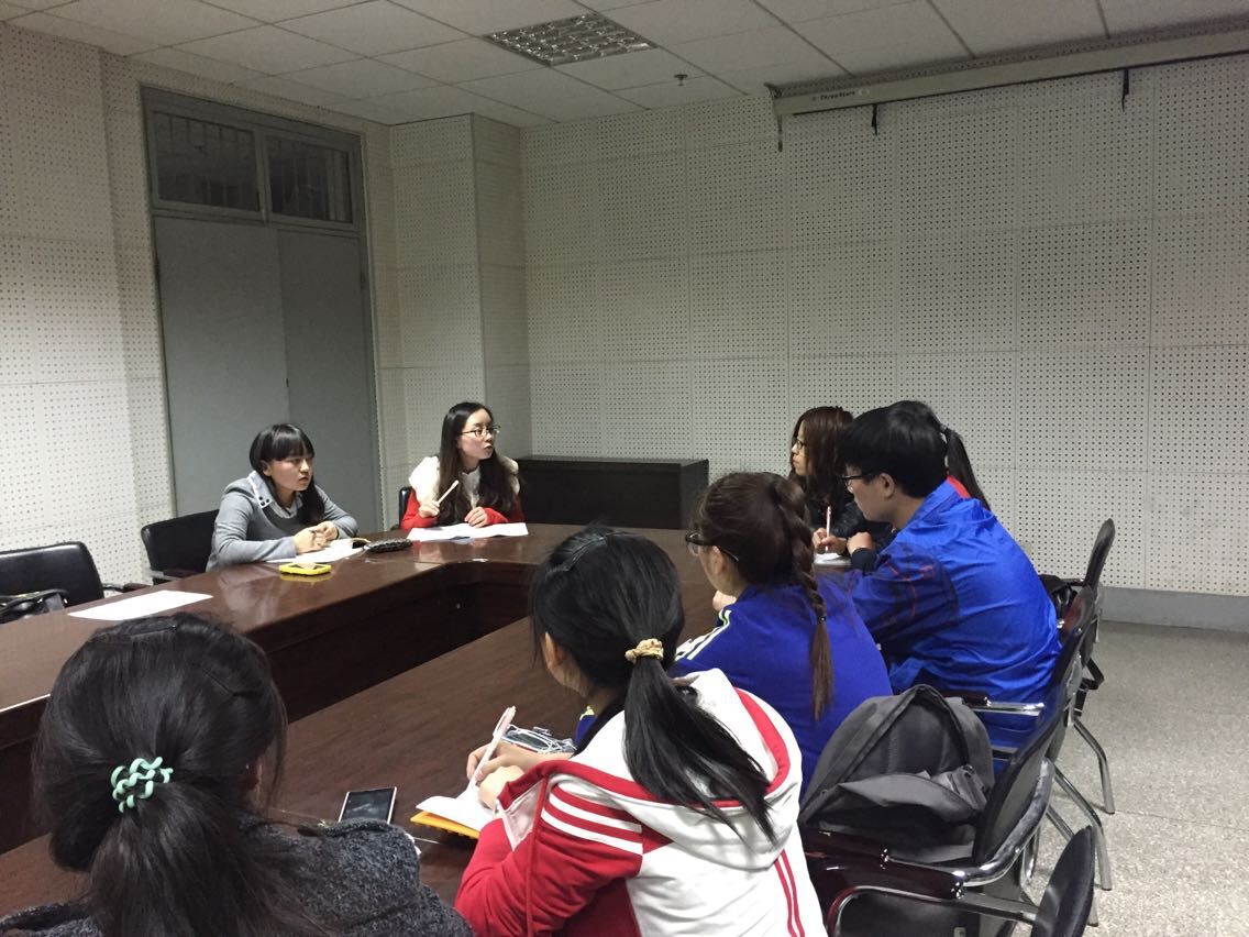            外国语学院举办“红柳骄子”新生辩论赛培训交流会 