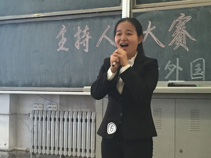            扬我心声 梦想成真               ——外国语学院第二届“THE VOICE”双语主持人大赛成功举办